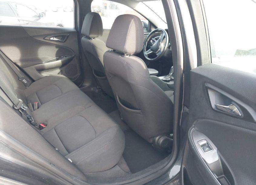 Photo 8 of 2018 Chevrolet Malibu LT (VIN 1G1ZD5ST2JF177883)