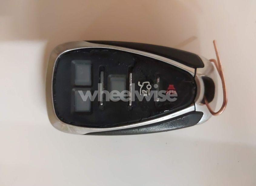 Photo 11 of 2018 Chevrolet Malibu LT (VIN 1G1ZD5ST2JF179780)