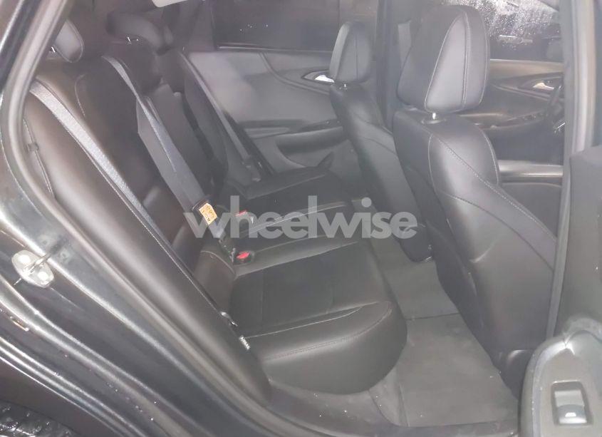 Photo 8 of 2018 Chevrolet Malibu LT (VIN 1G1ZD5ST2JF179780)