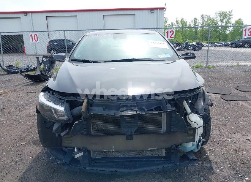 Photo 13 of 2018 Chevrolet Malibu LT (VIN 1G1ZD5ST2JF216455)