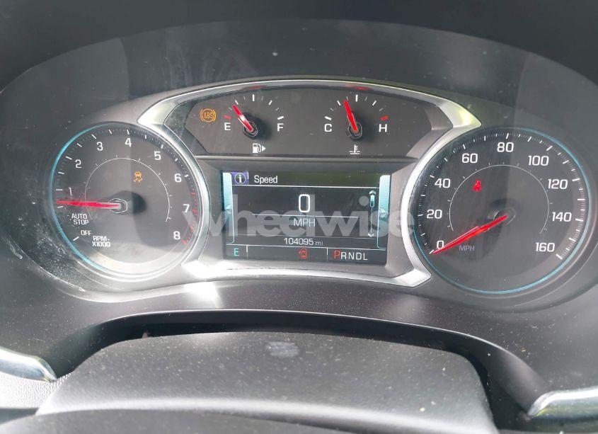 Photo 7 of 2018 Chevrolet Malibu LT (VIN 1G1ZD5ST2JF216455)