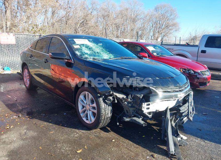 2018 Chevrolet Malibu LT (VIN 1G1ZD5ST2JF218206) main photo