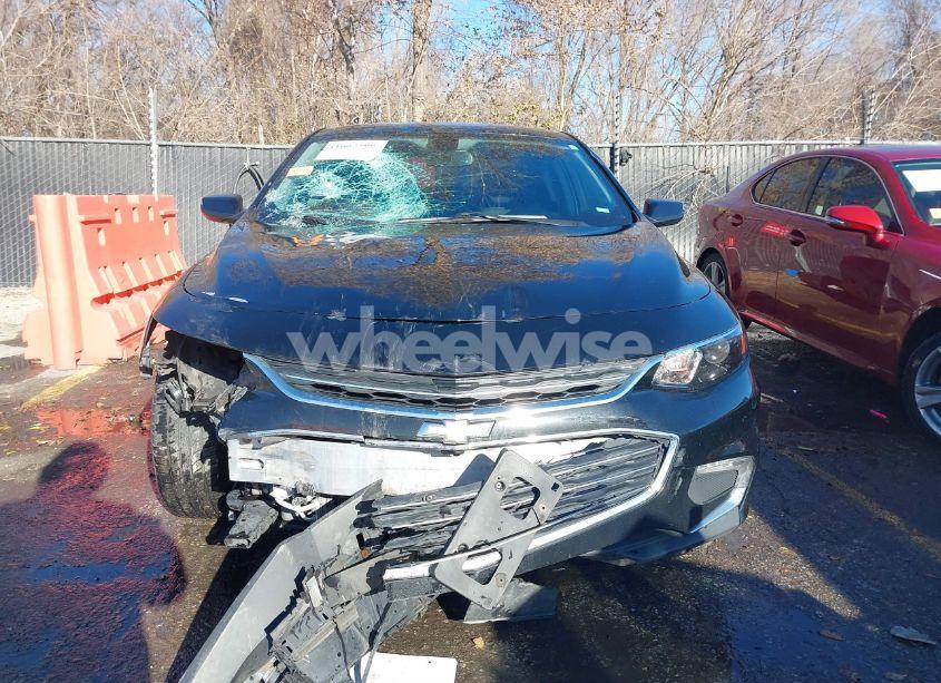 Photo 12 of 2018 Chevrolet Malibu LT (VIN 1G1ZD5ST2JF218206)