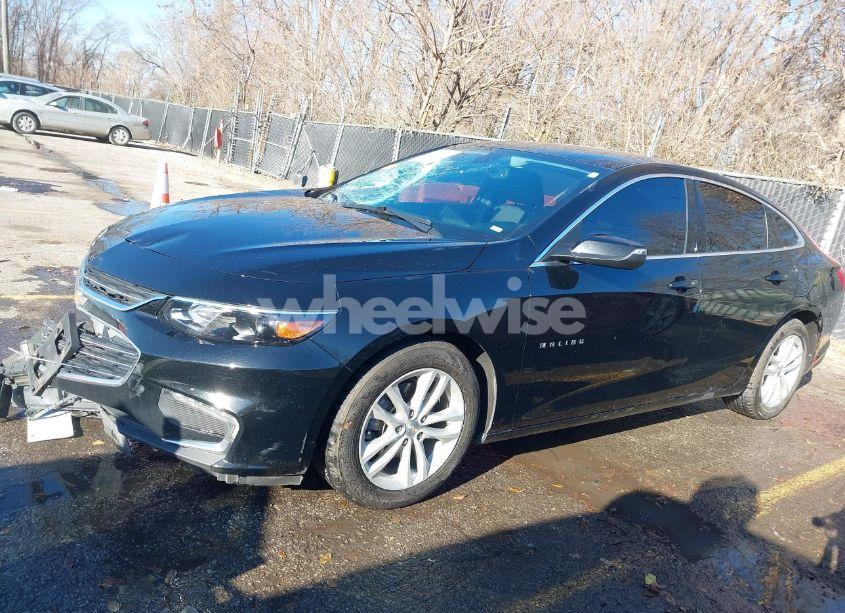 Photo 14 of 2018 Chevrolet Malibu LT (VIN 1G1ZD5ST2JF218206)
