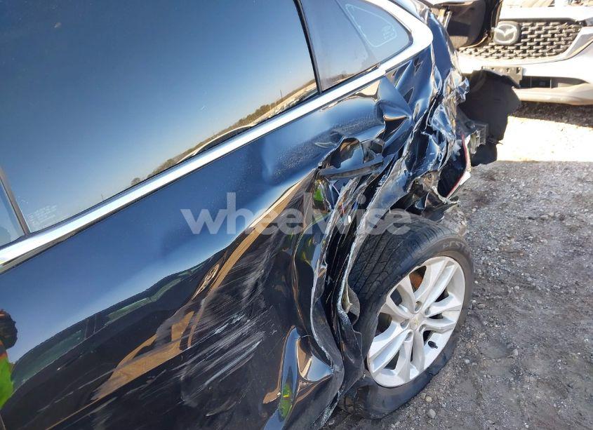 Photo 18 of 2018 Chevrolet Malibu LT (VIN 1G1ZD5ST2JF235796)