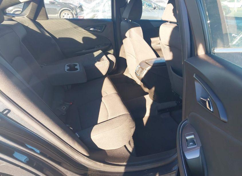 Photo 8 of 2018 Chevrolet Malibu LT (VIN 1G1ZD5ST2JF241050)