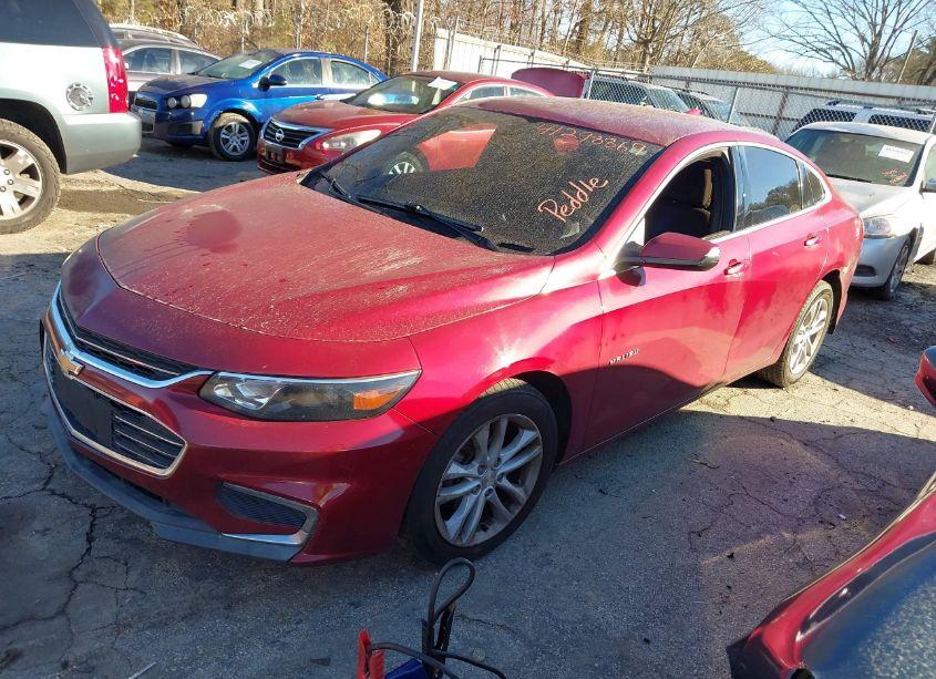 Photo 2 of 2018 Chevrolet Malibu LT (VIN 1G1ZD5ST2JF247687)