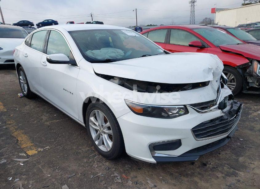 2018 Chevrolet Malibu LT (VIN 1G1ZD5ST2JF270743) main photo