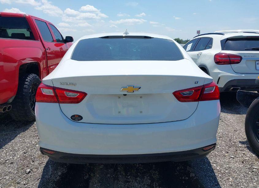 Photo 16 of 2018 Chevrolet Malibu LT (VIN 1G1ZD5ST2JF292886)