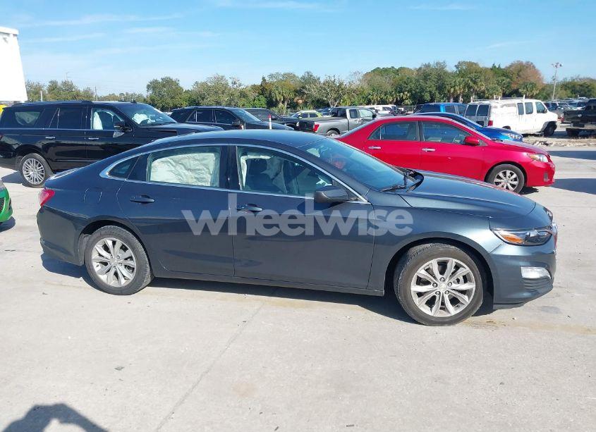 Photo 13 of 2019 Chevrolet Malibu LT (VIN 1G1ZD5ST2KF106216)