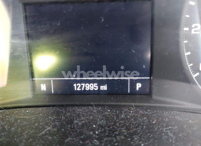 Photo 15 of 2019 Chevrolet Malibu LT (VIN 1G1ZD5ST2KF106216)