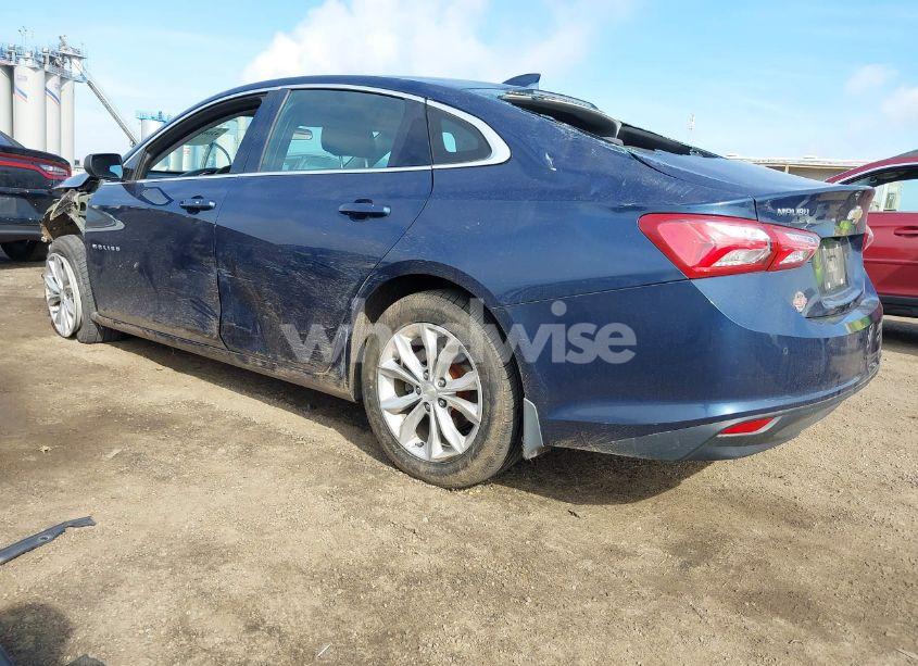 Photo 3 of 2019 Chevrolet Malibu LT (VIN 1G1ZD5ST2KF111934)