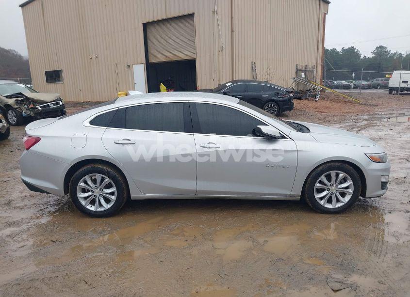 Photo 13 of 2019 Chevrolet Malibu LT (VIN 1G1ZD5ST2KF117622)