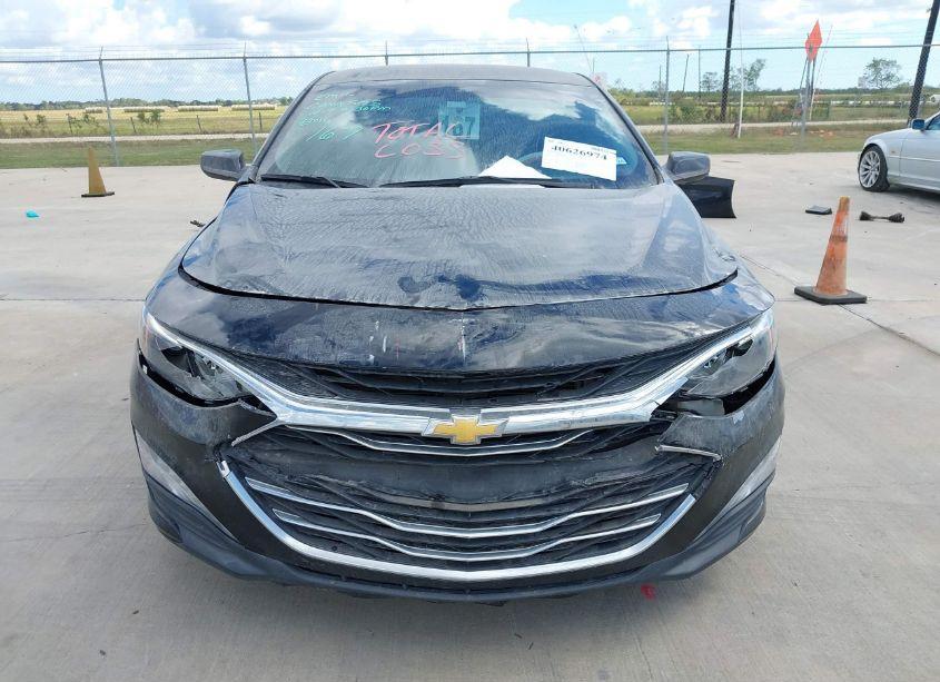 Photo 6 of 2019 Chevrolet Malibu LT (VIN 1G1ZD5ST2KF137210)