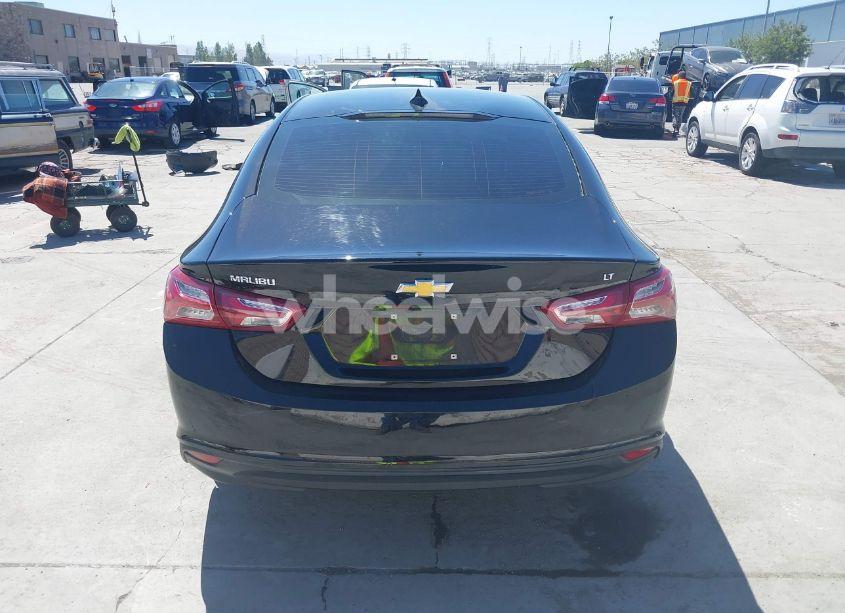 Photo 16 of 2019 Chevrolet Malibu LT (VIN 1G1ZD5ST2KF139135)