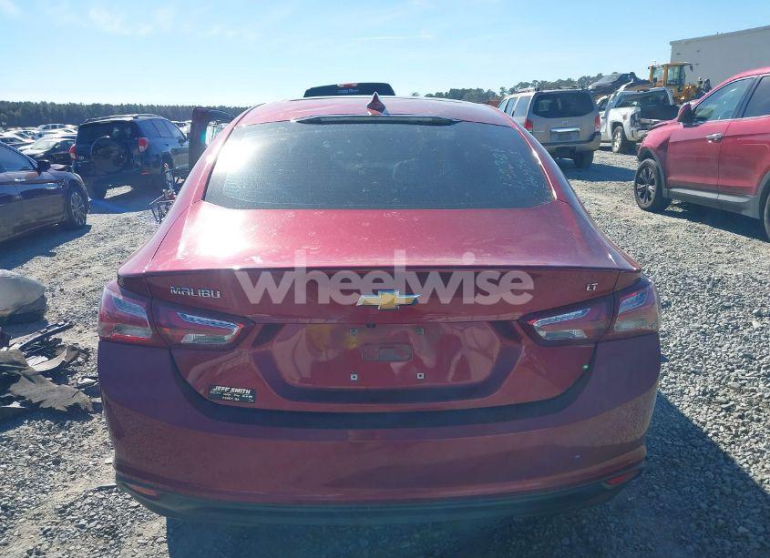 Photo 17 of 2019 Chevrolet Malibu LT (VIN 1G1ZD5ST2KF154945)