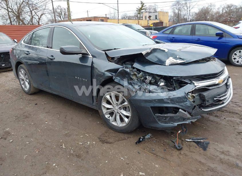 2019 Chevrolet Malibu LT (VIN 1G1ZD5ST2KF155142) main photo
