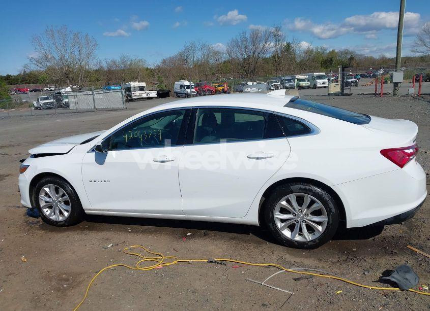 Photo 14 of 2019 Chevrolet Malibu LT (VIN 1G1ZD5ST2KF167095)