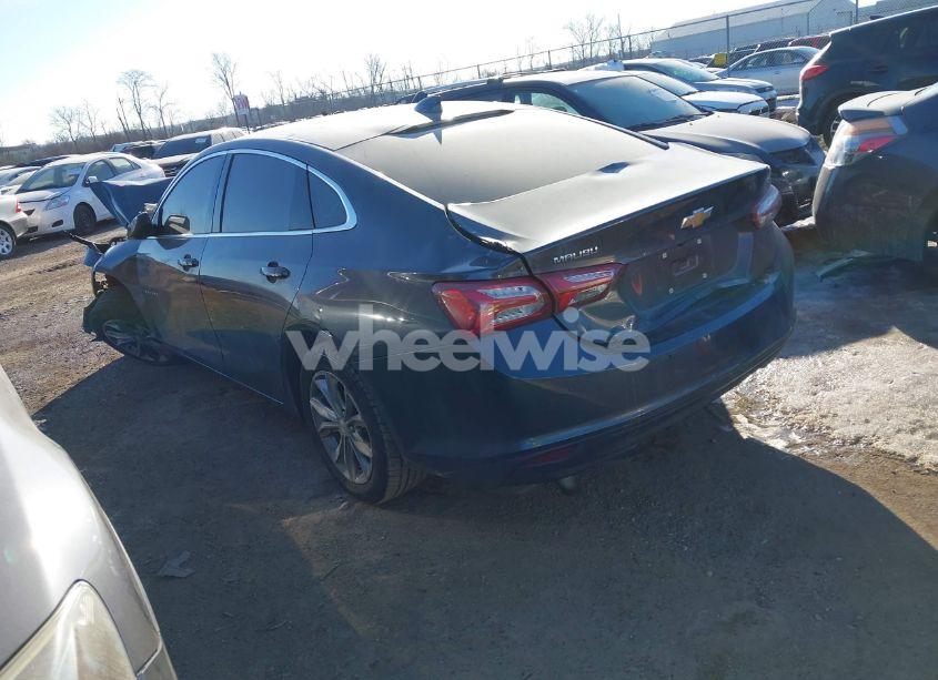 Photo 3 of 2019 Chevrolet Malibu LT (VIN 1G1ZD5ST2KF169896)