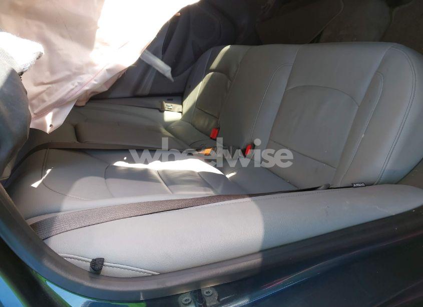 Photo 8 of 2019 Chevrolet Malibu LT (VIN 1G1ZD5ST2KF169896)