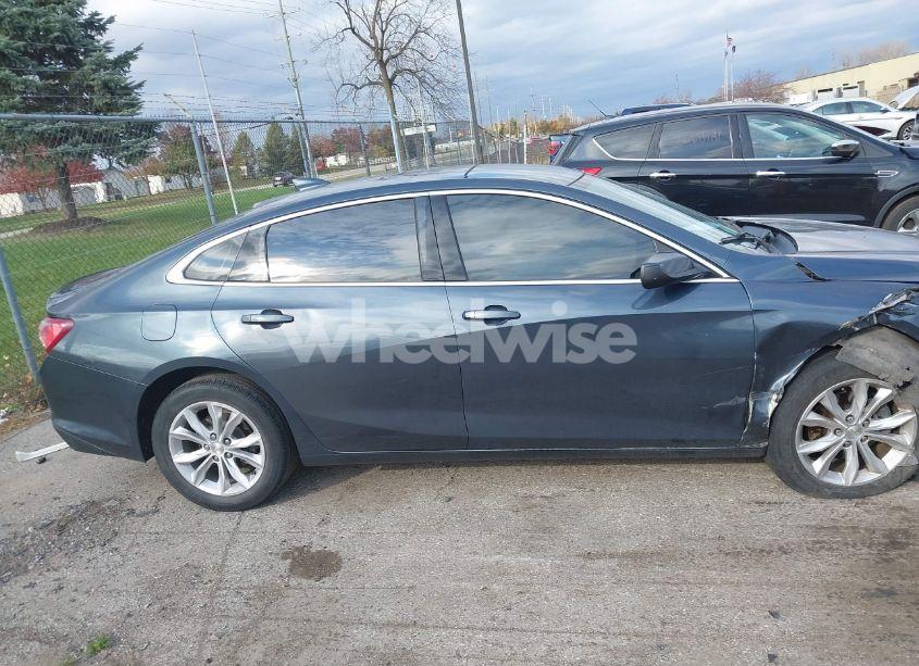 Photo 13 of 2019 Chevrolet Malibu LT (VIN 1G1ZD5ST2KF172085)