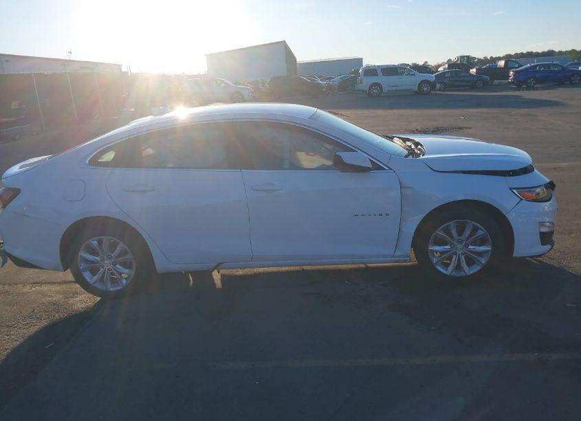 Photo 13 of 2020 Chevrolet Malibu FWD LT (VIN 1G1ZD5ST2LF003833)