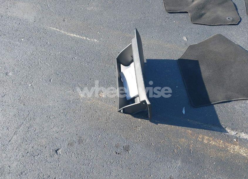 Photo 12 of 2020 Chevrolet Malibu FWD LT (VIN 1G1ZD5ST2LF009860)