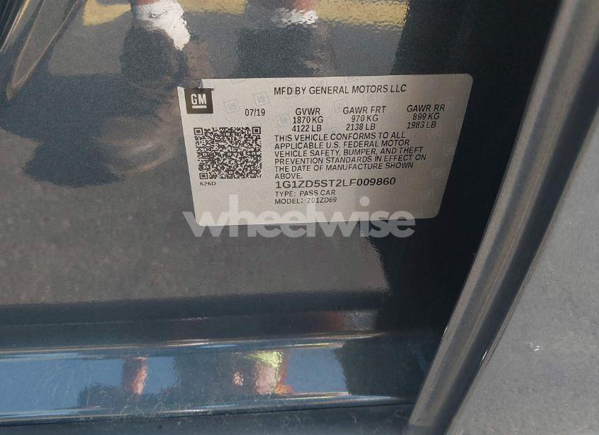 Photo 9 of 2020 Chevrolet Malibu FWD LT (VIN 1G1ZD5ST2LF009860)