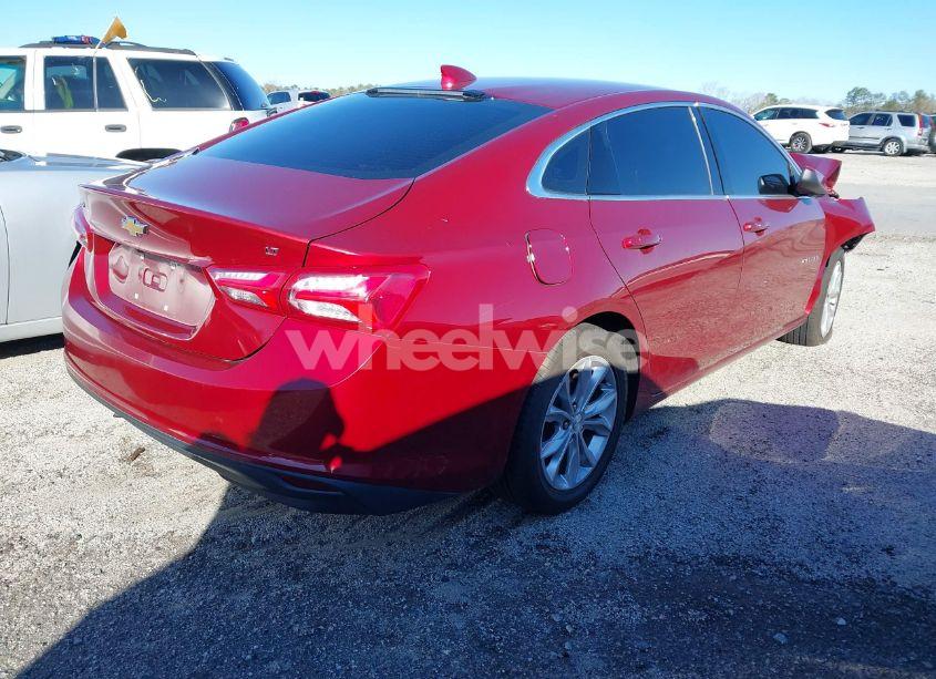 Photo 4 of 2020 Chevrolet Malibu FWD LT (VIN 1G1ZD5ST2LF033284)