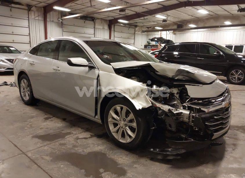 2020 Chevrolet Malibu FWD LT (VIN 1G1ZD5ST2LF050117) main photo