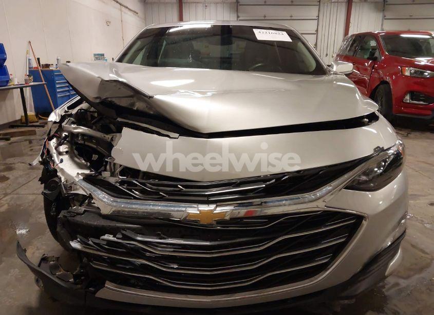 Photo 6 of 2020 Chevrolet Malibu FWD LT (VIN 1G1ZD5ST2LF050117)
