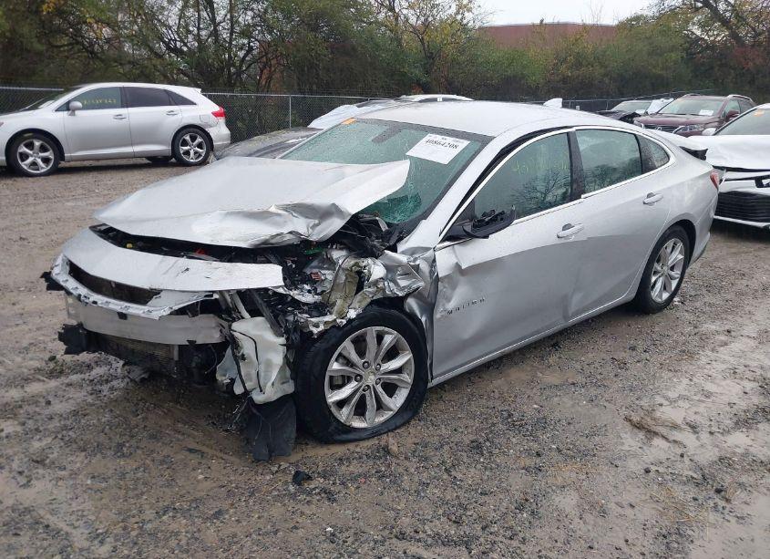 Photo 2 of 2020 Chevrolet Malibu FWD LT (VIN 1G1ZD5ST2LF052899)