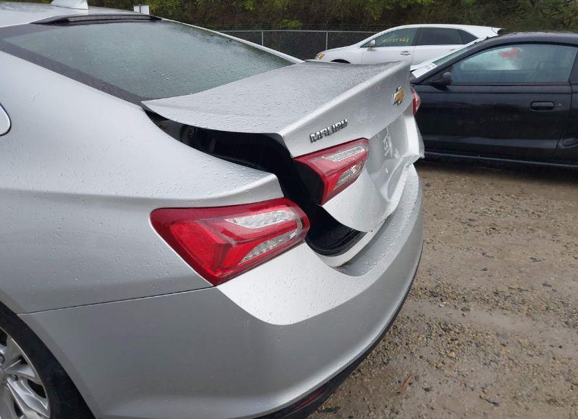 Photo 22 of 2020 Chevrolet Malibu FWD LT (VIN 1G1ZD5ST2LF052899)