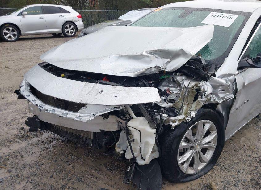 Photo 6 of 2020 Chevrolet Malibu FWD LT (VIN 1G1ZD5ST2LF052899)