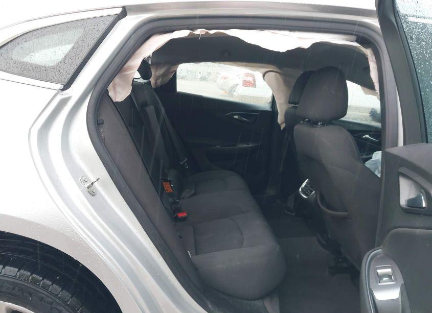 Photo 8 of 2020 Chevrolet Malibu FWD LT (VIN 1G1ZD5ST2LF052899)