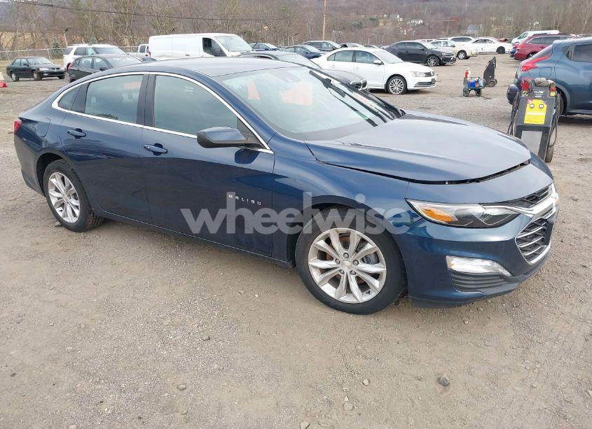 2020 Chevrolet Malibu FWD LT (VIN 1G1ZD5ST2LF055933) main photo