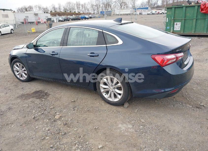 Photo 3 of 2020 Chevrolet Malibu FWD LT (VIN 1G1ZD5ST2LF055933)