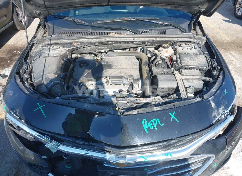 Photo 10 of 2020 Chevrolet Malibu FWD LT (VIN 1G1ZD5ST2LF061876)