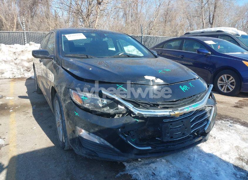 Photo 6 of 2020 Chevrolet Malibu FWD LT (VIN 1G1ZD5ST2LF061876)