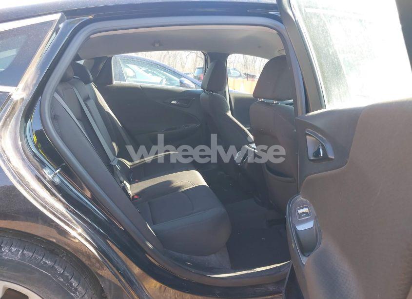 Photo 8 of 2020 Chevrolet Malibu FWD LT (VIN 1G1ZD5ST2LF061876)