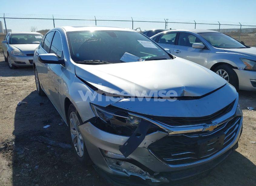 Photo 6 of 2020 Chevrolet Malibu FWD LT (VIN 1G1ZD5ST2LF063191)