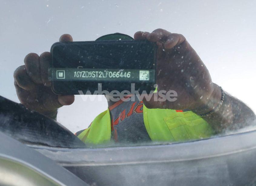 Photo 9 of 2020 Chevrolet Malibu FWD LT (VIN 1G1ZD5ST2LF066446)