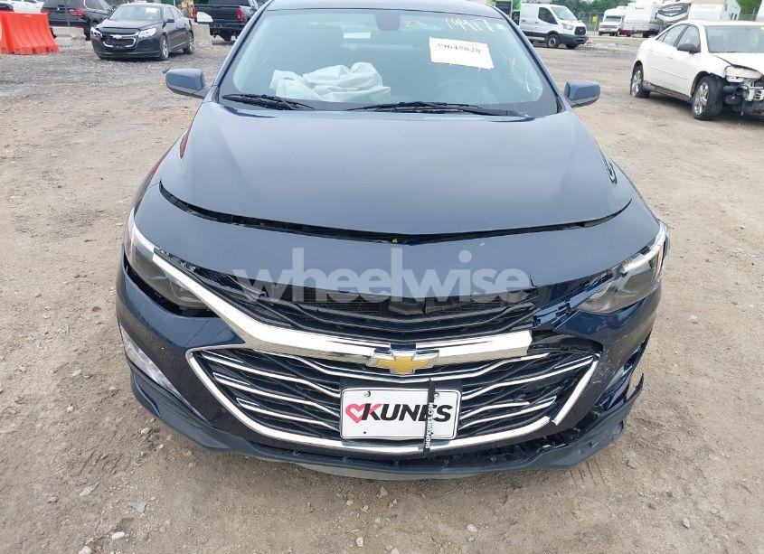 Photo 6 of 2020 Chevrolet Malibu FWD LT (VIN 1G1ZD5ST2LF066835)