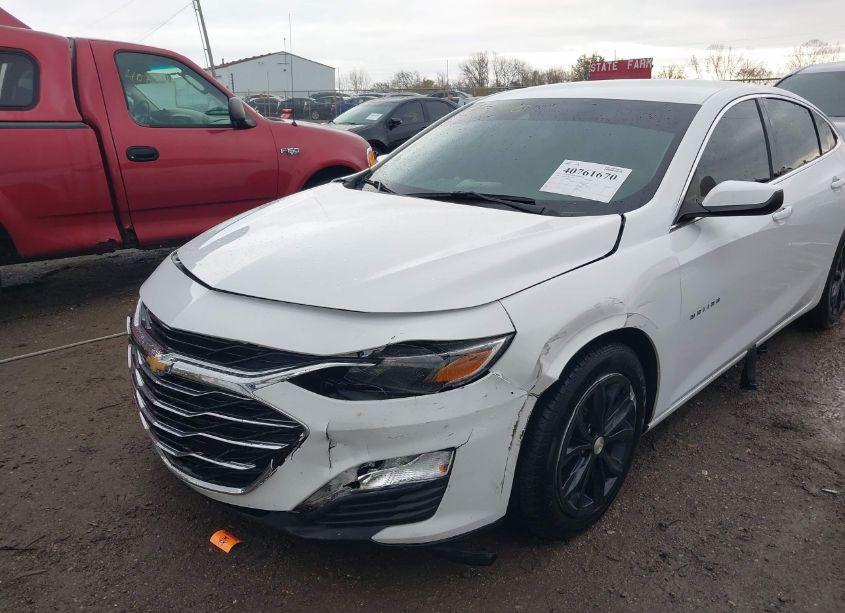 Photo 6 of 2020 Chevrolet Malibu FWD LT (VIN 1G1ZD5ST2LF068150)
