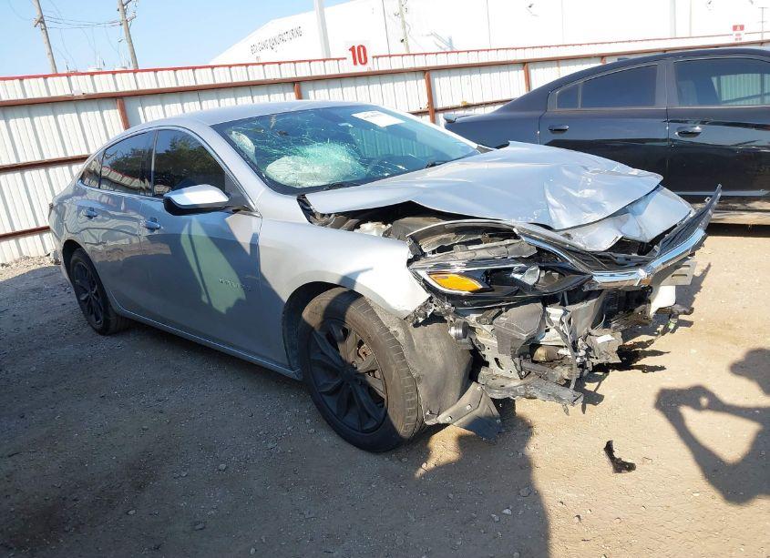 2020 Chevrolet Malibu FWD LT (VIN 1G1ZD5ST2LF081240) main photo