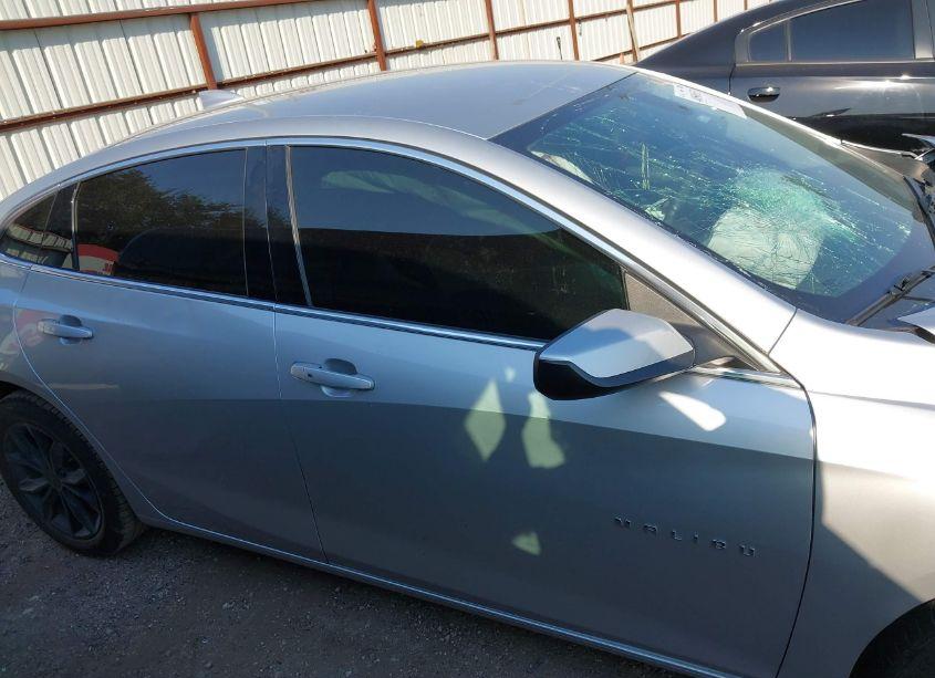 Photo 14 of 2020 Chevrolet Malibu FWD LT (VIN 1G1ZD5ST2LF081240)