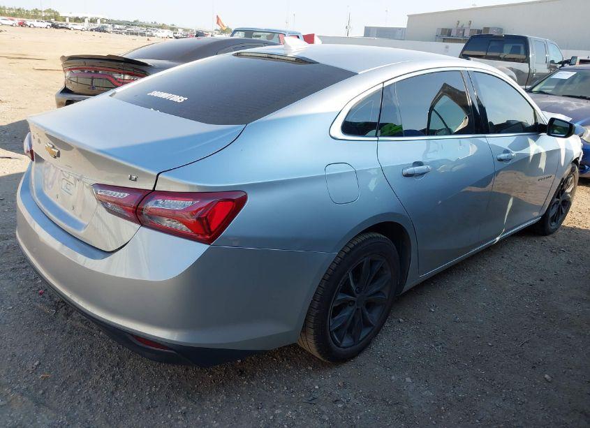 Photo 4 of 2020 Chevrolet Malibu FWD LT (VIN 1G1ZD5ST2LF081240)