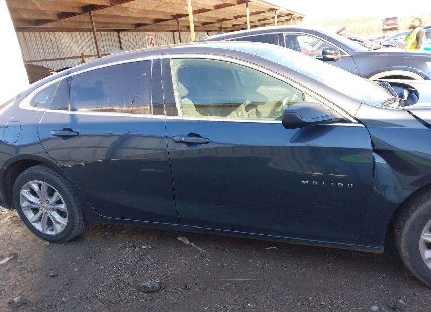 Photo 14 of 2020 Chevrolet Malibu FWD LT (VIN 1G1ZD5ST2LF085689)