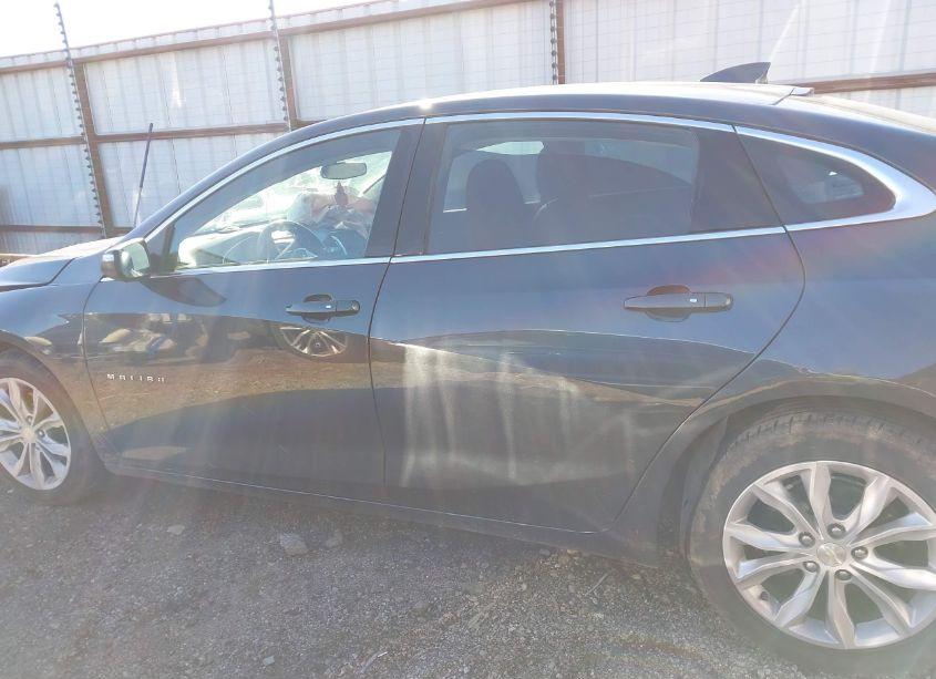 Photo 15 of 2020 Chevrolet Malibu FWD LT (VIN 1G1ZD5ST2LF085689)