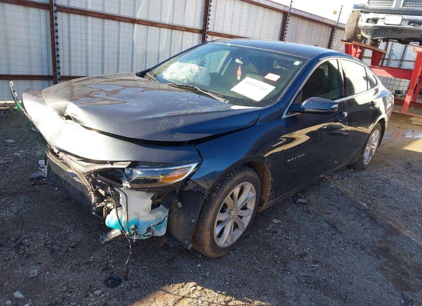 Photo 2 of 2020 Chevrolet Malibu FWD LT (VIN 1G1ZD5ST2LF085689)